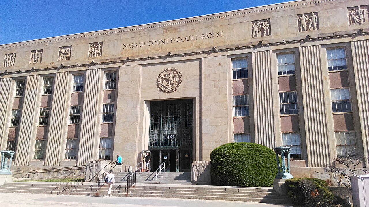 MS-13 Members Sentenced to 12 Years for Machete Attacks in Hempstead Park, Uniondale Laundromat