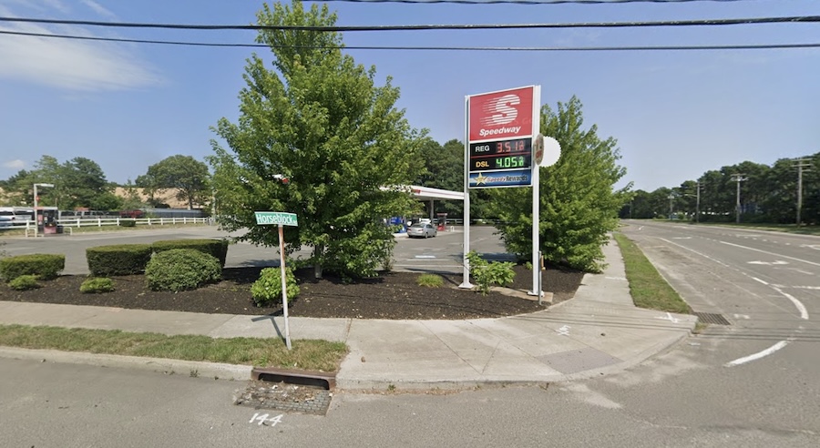 Bellport Woman Found Injured in Vehicle at Yaphank Gas Station Dies