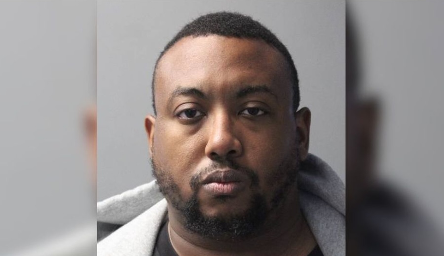 Best Buy Employee Accused Of Sending Woman’s Intimate Photos To His Phone