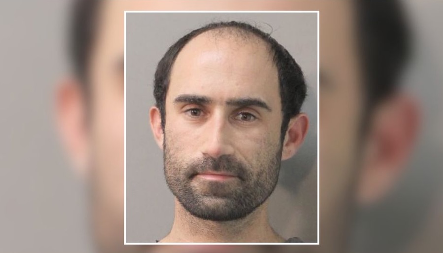 Police Seek Man Wanted on Franklin Square Scheme to Defraud Charge