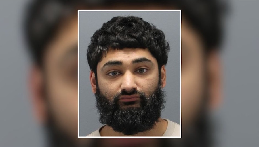 Queens Man Accused of Kidnapping 19-Year-Old, Holding Her at Huntington Motel