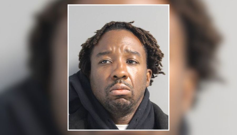 Brentwood Man Gets 15 Years for Stabbing Ex-Wife More Than 20 Times Outside Bay Shore McDonald’s