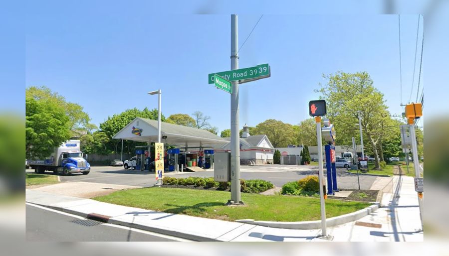 East Hampton Man Found Slumped Over Steering Wheel in Southampton Charged With Drug-Impaired Driving, Weapon Possession